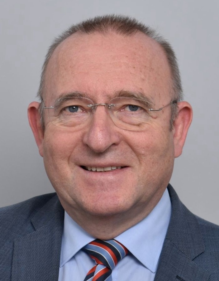 Mag. Georg König